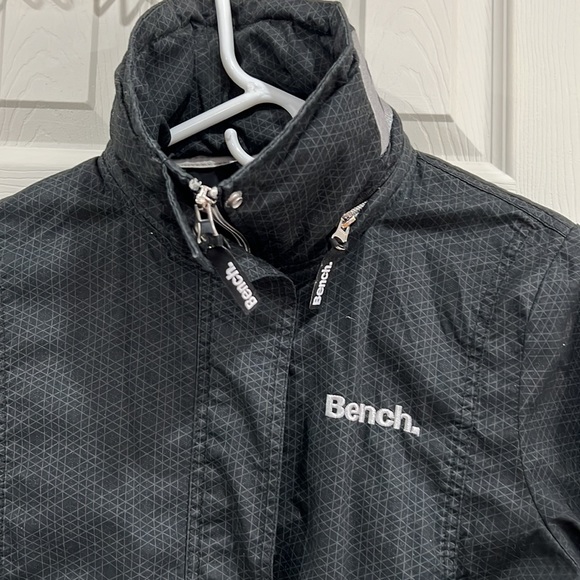 Bench Jacket Black Size M - Picture 2 of 6